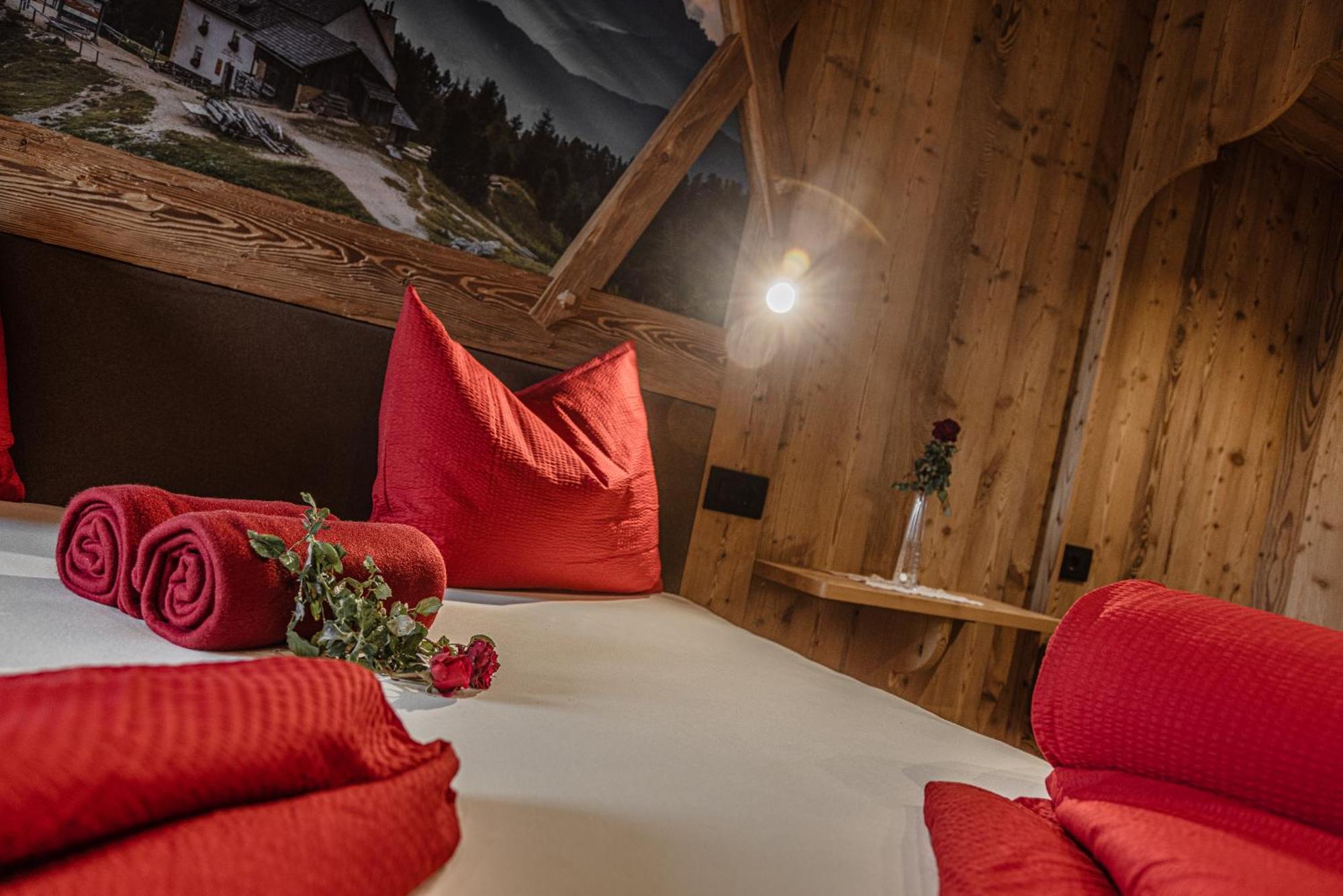 Farm Chalet Jusciara Badia  Eksteriør billede