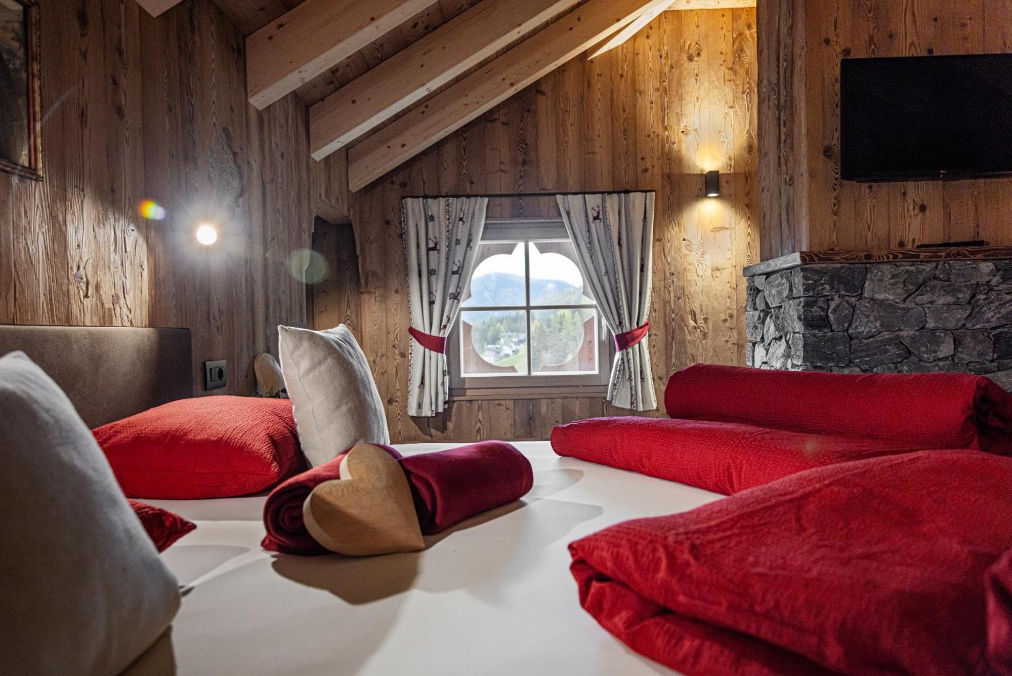 Farm Chalet Jusciara Badia  Eksteriør billede